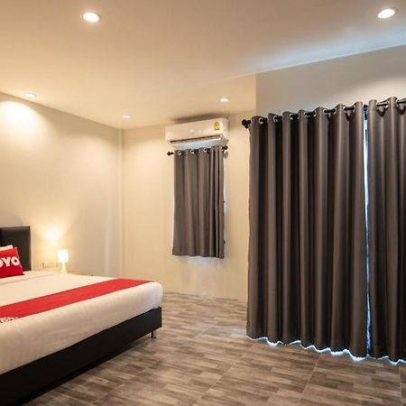 OYO 259 Baan Napatr Hotel Pantai Bang Tao Bagian luar foto