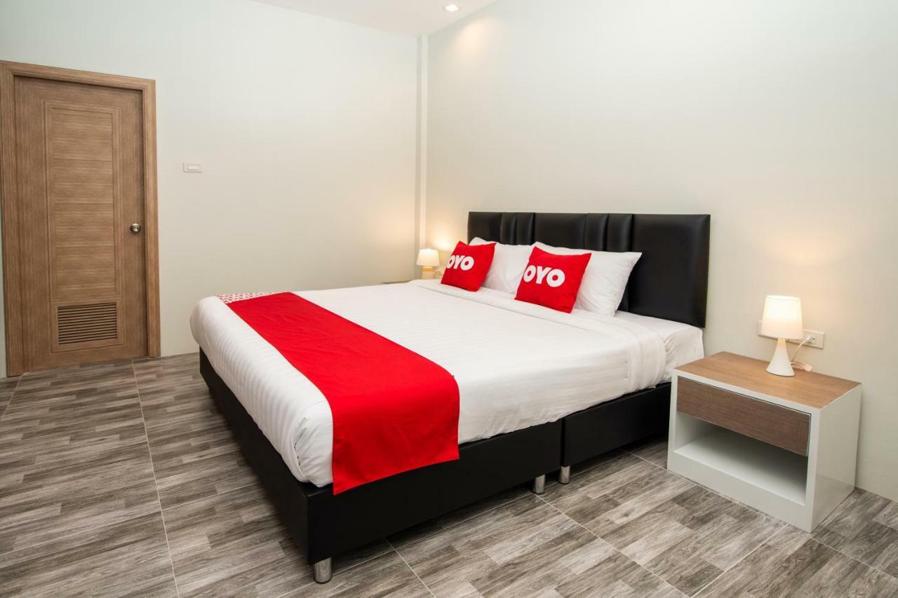 OYO 259 Baan Napatr Hotel Pantai Bang Tao Bagian luar foto